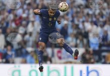 Жюл Кунде отпадна от състава на Франция, ще бъде заменен от Аксел Дисаси