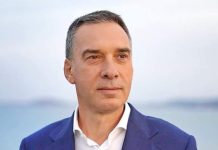 Кметът на Бургас празнува