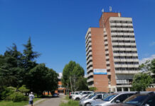 Ремонтират базата на Колежа по туризъм в Бургас