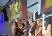 Награждават най-успешните учители в Бургас, отличия за 86 преподаватели