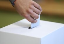 Хората с увреждания могат да гласуват с подвижна избирателна кутия