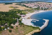 Цунами от жилищни сгради залива Бургас