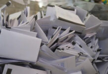 Председател на изборна комисия в Бургас се отказа в последния момент и напусна