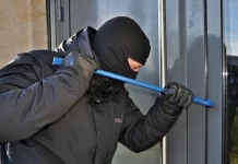 Бургаският сериен крадец Тафо с нова проява – отмъкна оборота на фирма и кутия с дарения