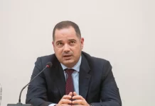 Задържаният за побой на къмпинг „Градина“ полицай вече е временно отстранен