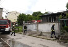 Айтозлия се бори за живота си след експлозия на газова бутилка в дома му