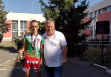 Световният шампион по кикбокс Алекс Жеков бе звездата на Европейския ден на спорта в Камено