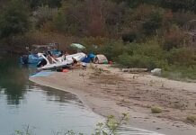 Две лодки са били засечени от инспектор на ИАРА на устието на река Ропотамо