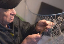 Рибар от Дунав пази занаята на плетенето на мрежи – „Живо човешко съкровище“