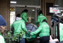 „Грийнпийс“ и активисти настояват за морски резерват на Черно море с нестандартна акция