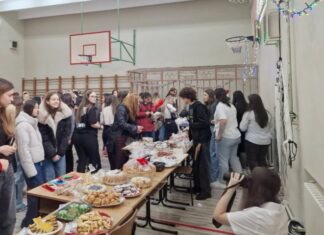 Предпразнично: Коледният дух и добротворчеството в ПГЧЕ „Васил Левски“ – Бургас