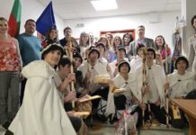 Коледният дух завладя Окръжна и Районна прокуратура-Бургас