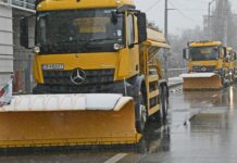 122 машини обработват настилките от републиканската пътна мрежа за безопасност при снеговалежи