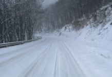 Главният път Бургас – Варна временно затворен заради катастрофа и снеговалеж