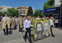 Бургас подготвя рекордно шествие и богата програма за 24 май