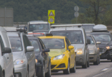 Интензивен трафик и задръствания по АМ „Тракия“ в последния почивен ден