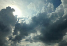 Облачно и по-хладно време с превалявания в югозападните райони