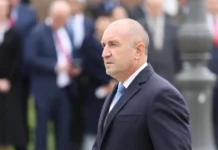 Президентът Радев за Деня на независимостта: „Наивно и опасно е да чакаме друг да решава проблемите ни