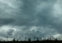 Променлива облачност и есенен хлад над страната, в София – около 15 градуса