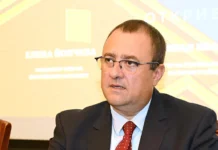 Министър Иванов: Хотел и аквапарк в „Елените“ са изградени върху речно корито без нужните документи