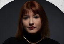 Стейси Гокенберт дирижира „Травиата“ в Държавна опера Бургас